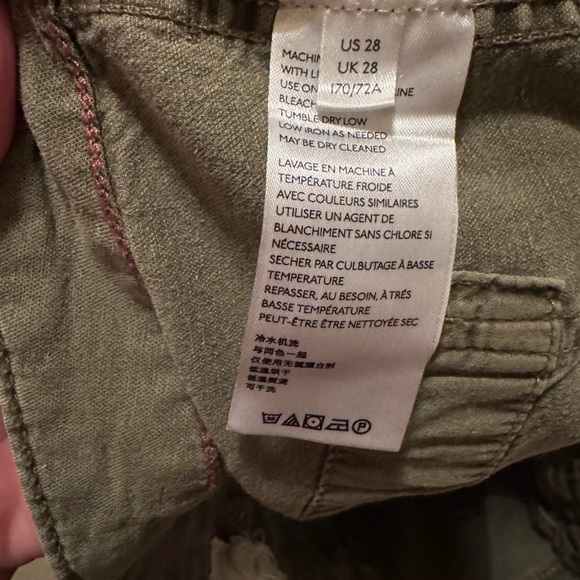 Anthropologie Olive Straight Leg Jeans with Floral Patches - Picture 4 of 4